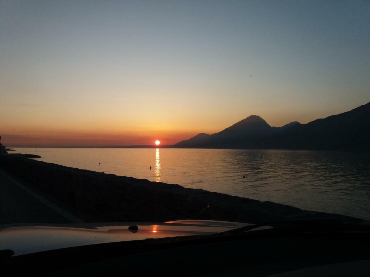Appartamento Anna Brenzone sul Garda Exterior photo